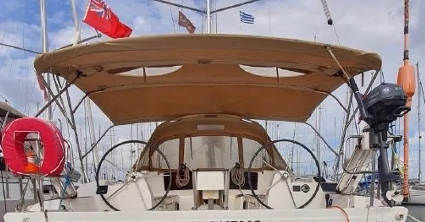 Dufour 382 | Les Troyens3