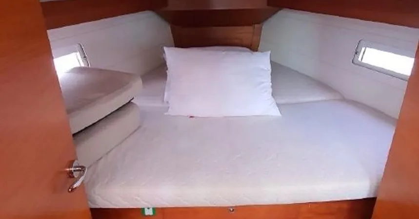 Dufour 382 | Les Troyens14