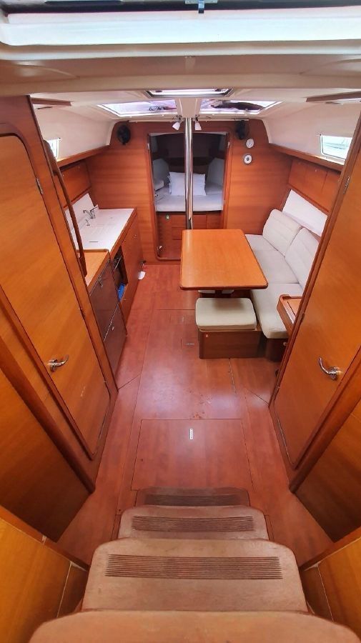 Dufour 382 | Les Troyens9