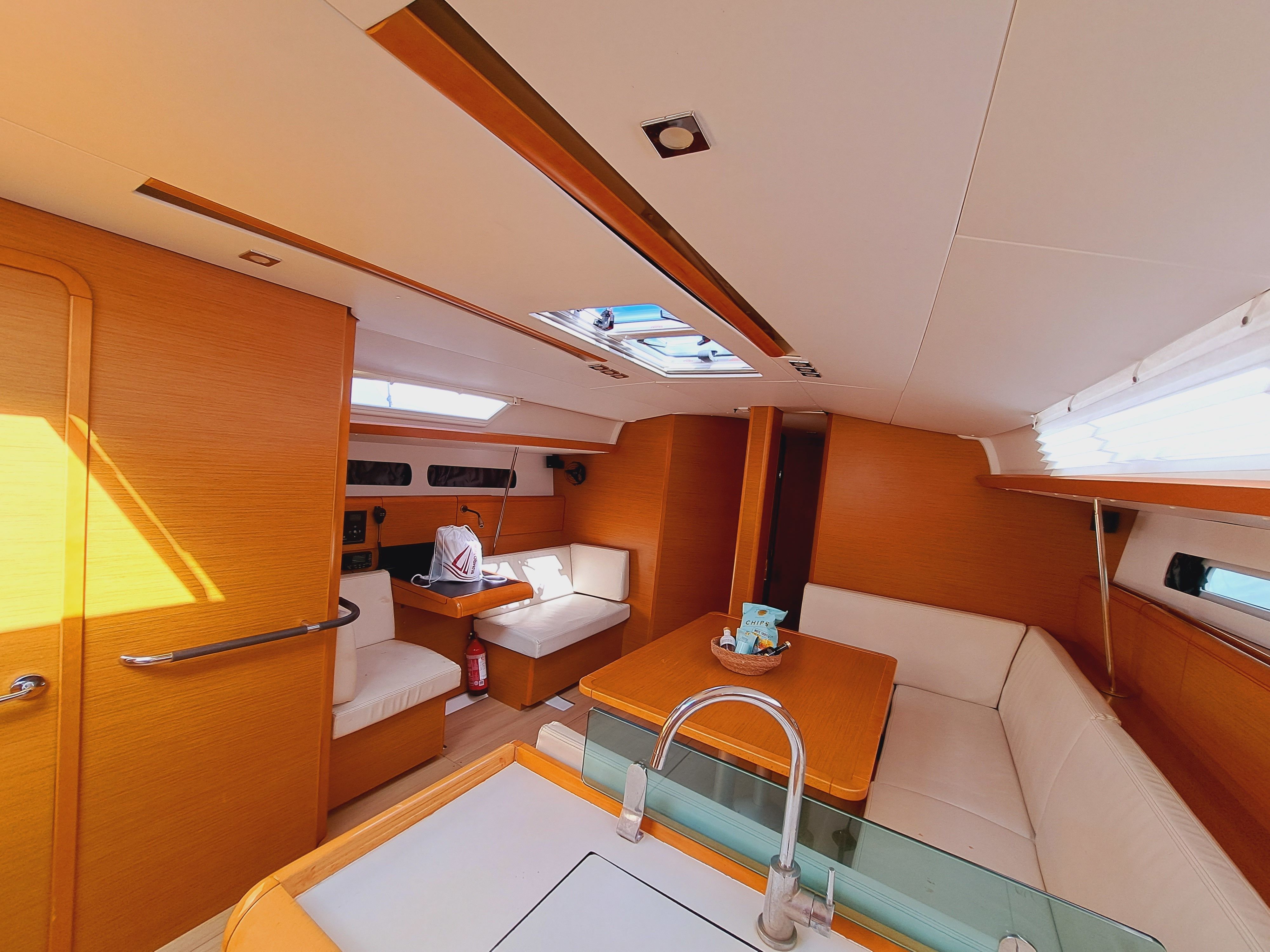 Jeanneau Sun Odyssey 449 | Mientras Tanto