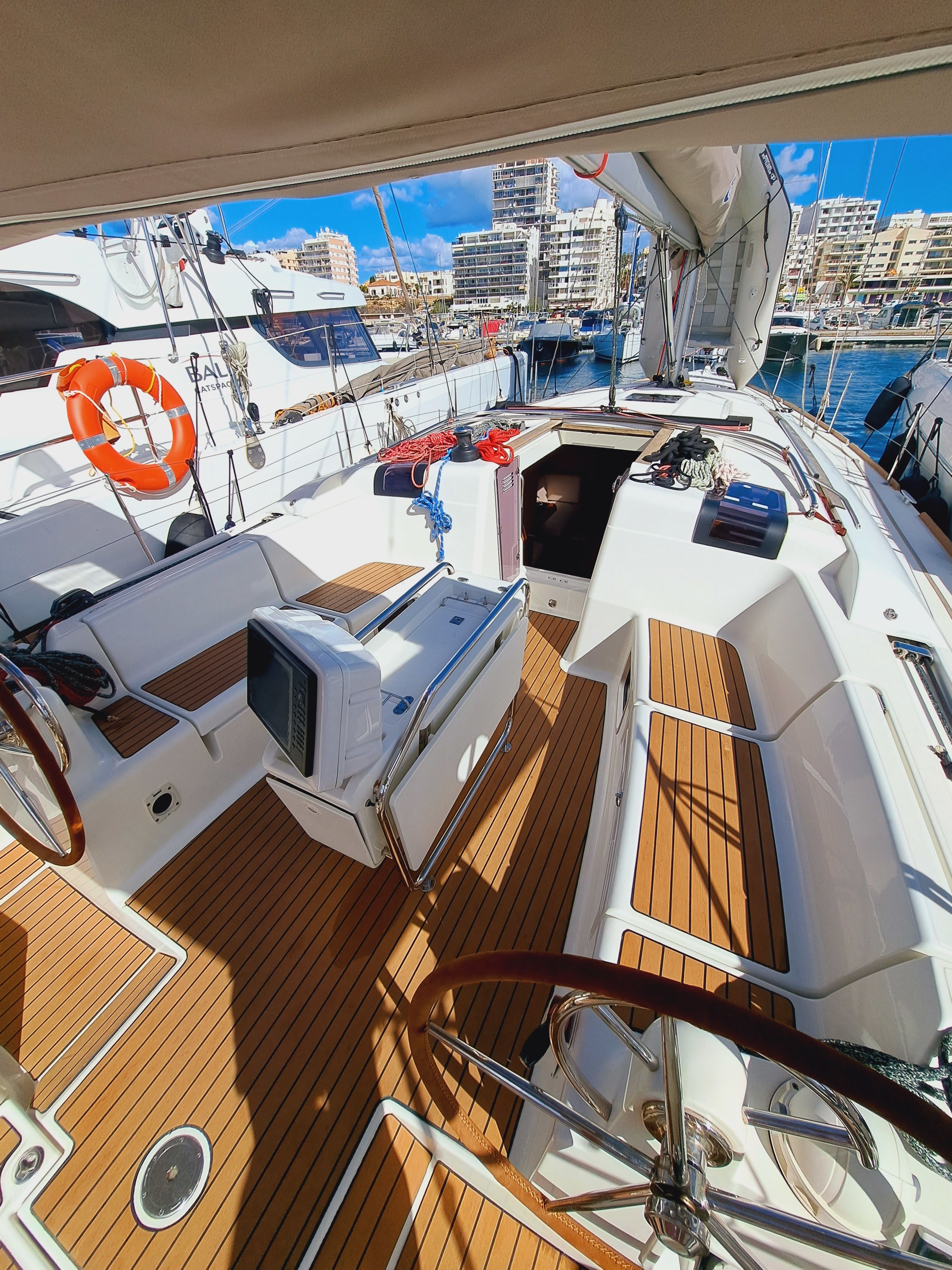 Jeanneau Sun Odyssey 449 | Mientras Tanto