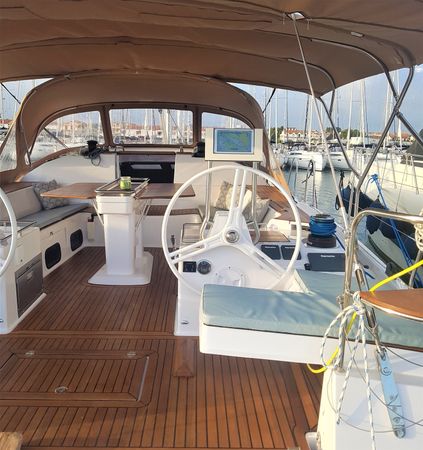 Elan 50 Impression | April