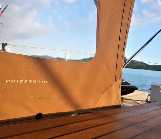 Elan 50 Impression | April