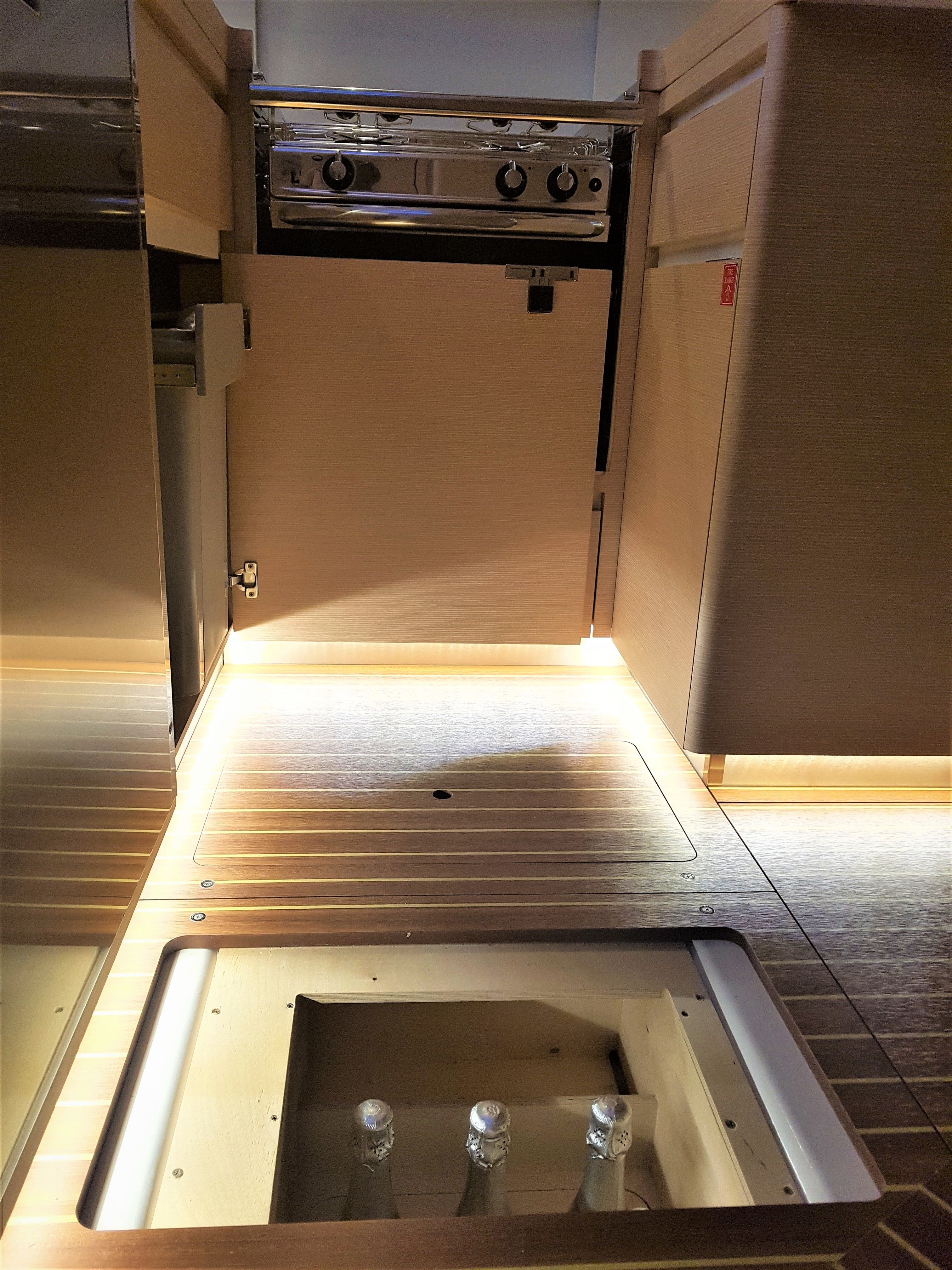 Elan 50 Impression | April