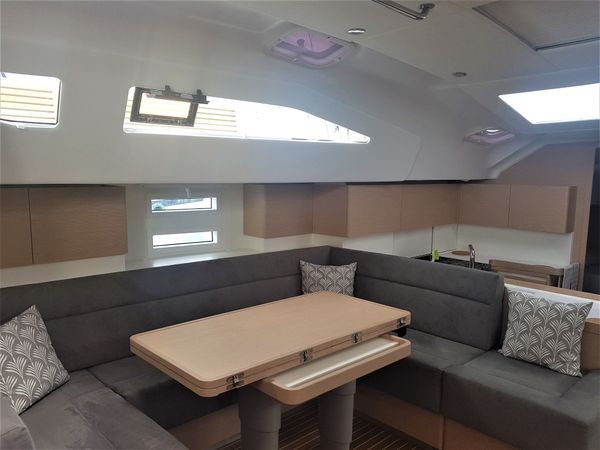 Elan 50 Impression | April