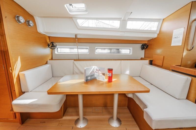 Jeanneau Sun Odyssey 490 | Sea Safari