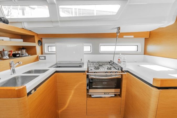 Jeanneau Sun Odyssey 490 | Sea Safari
