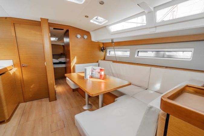 Jeanneau Sun Odyssey 490 | Sea Safari