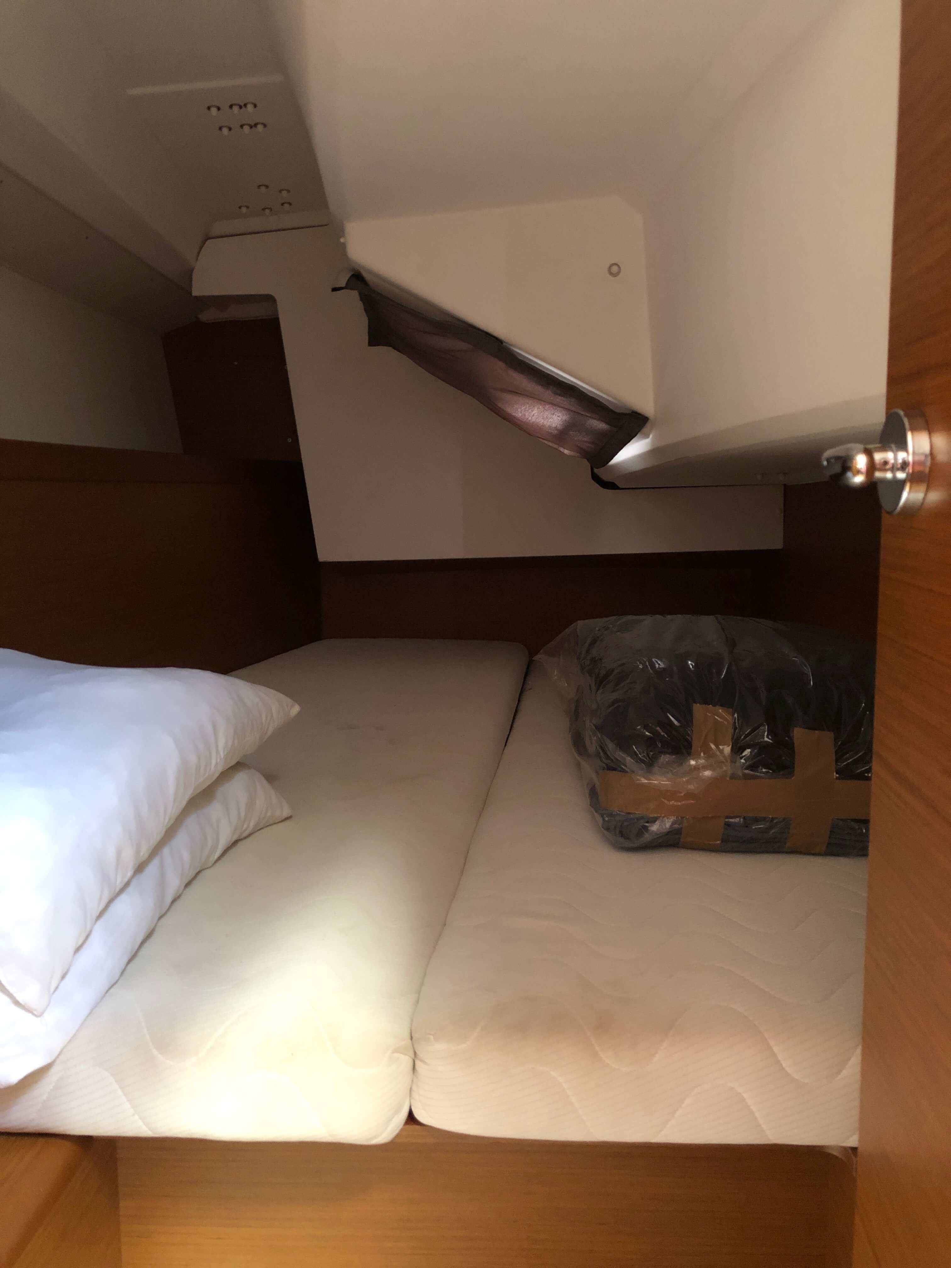 Jeanneau Sun Odyssey 349 | DNA