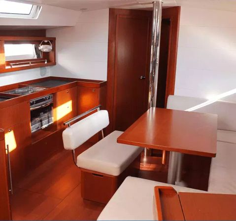 Beneteau Oceanis 45 | Fantasy Planet