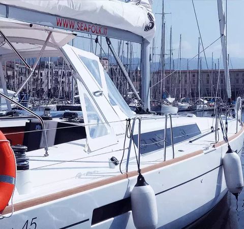 Beneteau Oceanis 45 | Fantasy Planet