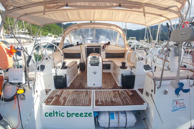 Jeanneau Sun Odyssey 440 | Celtic Breeze