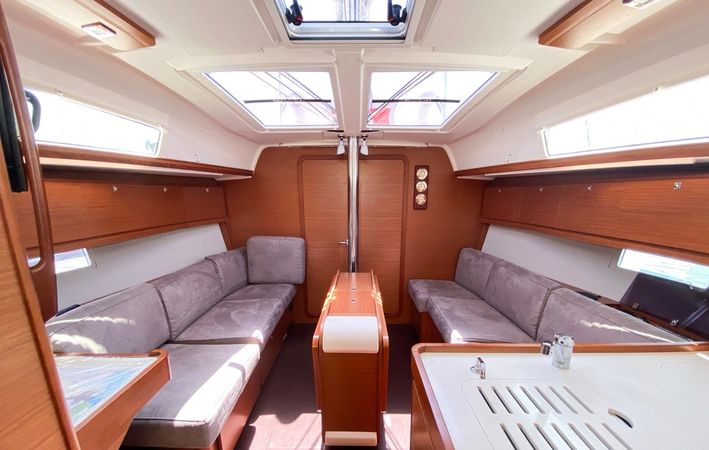 Dufour 382 | Barka