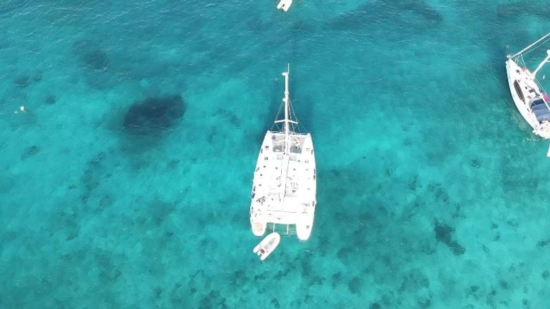 Lagoon 440 | Hot Wind