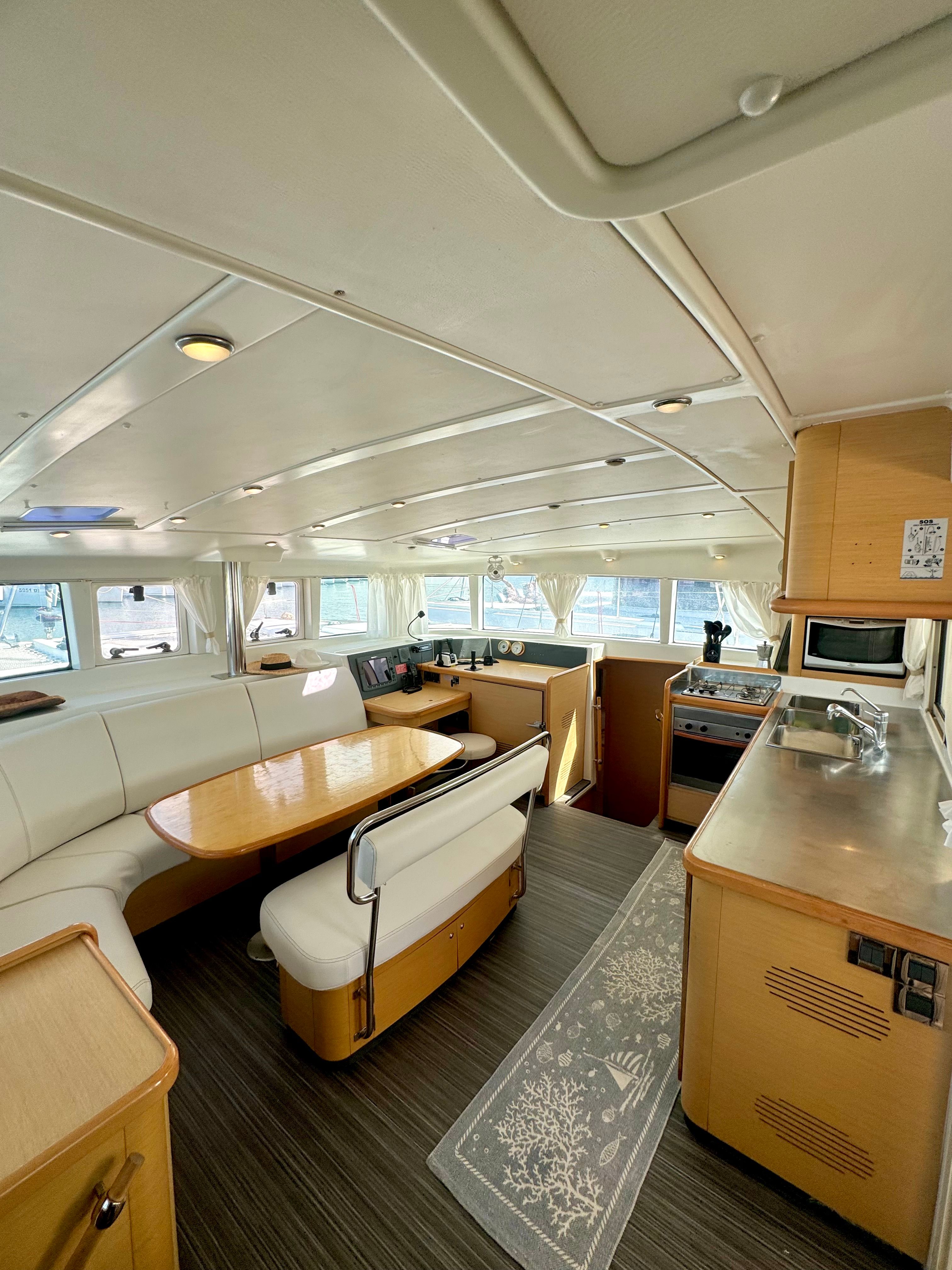 Lagoon 440 | Hot Wind