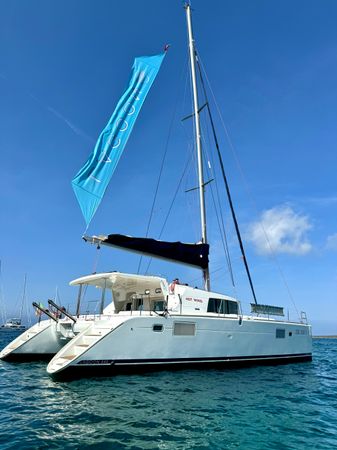 Lagoon 440 | Hot Wind