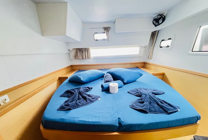 Lagoon 42 | Zil Seashell 2