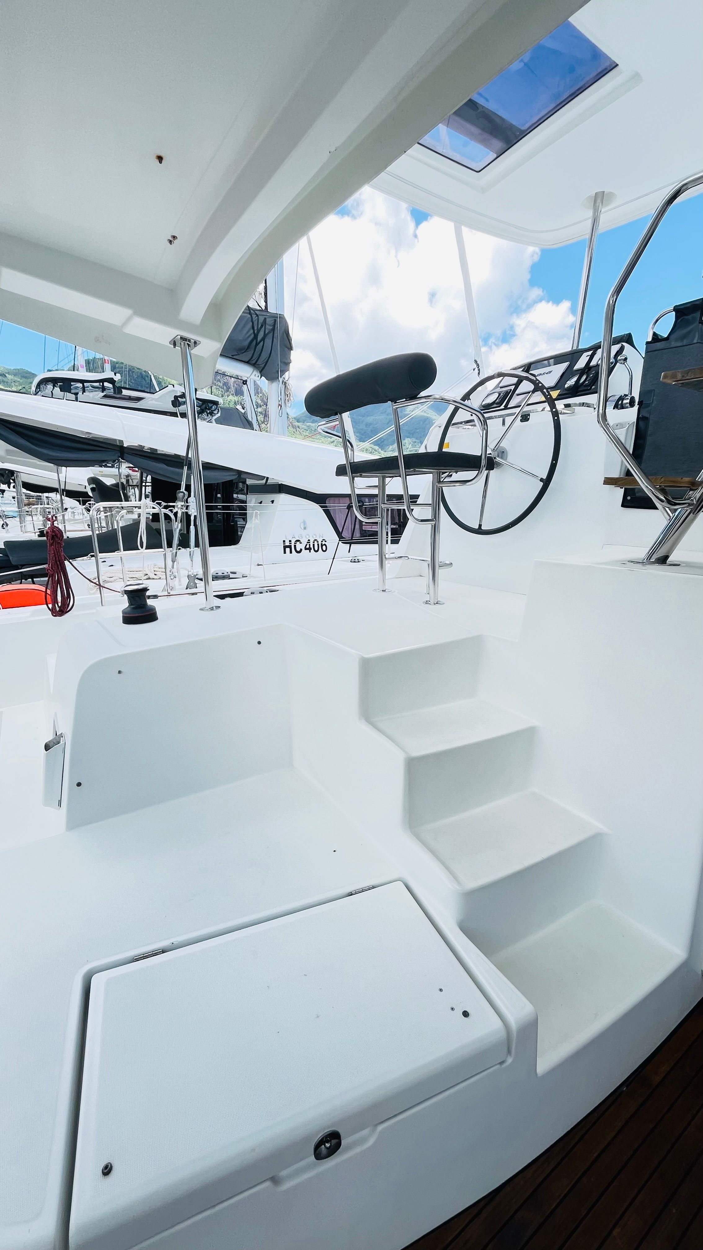 Lagoon 42 | Zil Seashell 2