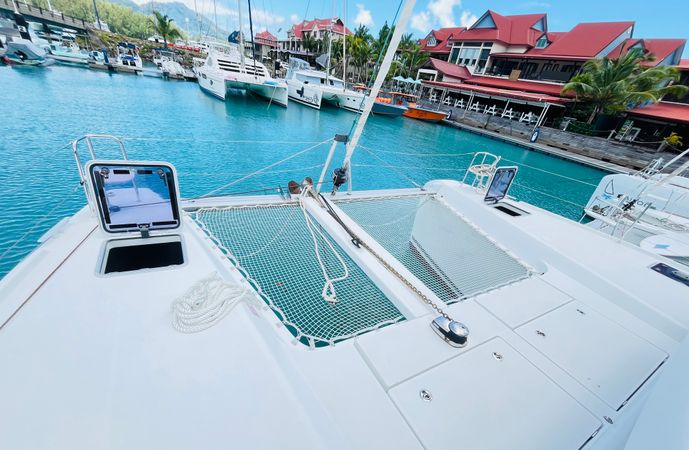 Lagoon 42 | Zil Seashell 2