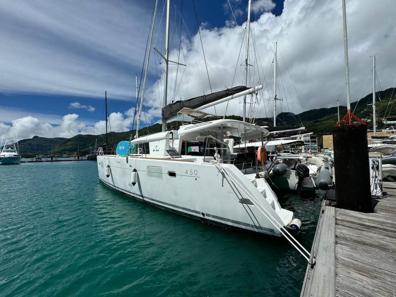 Lagoon 450 F | Zil Seashell