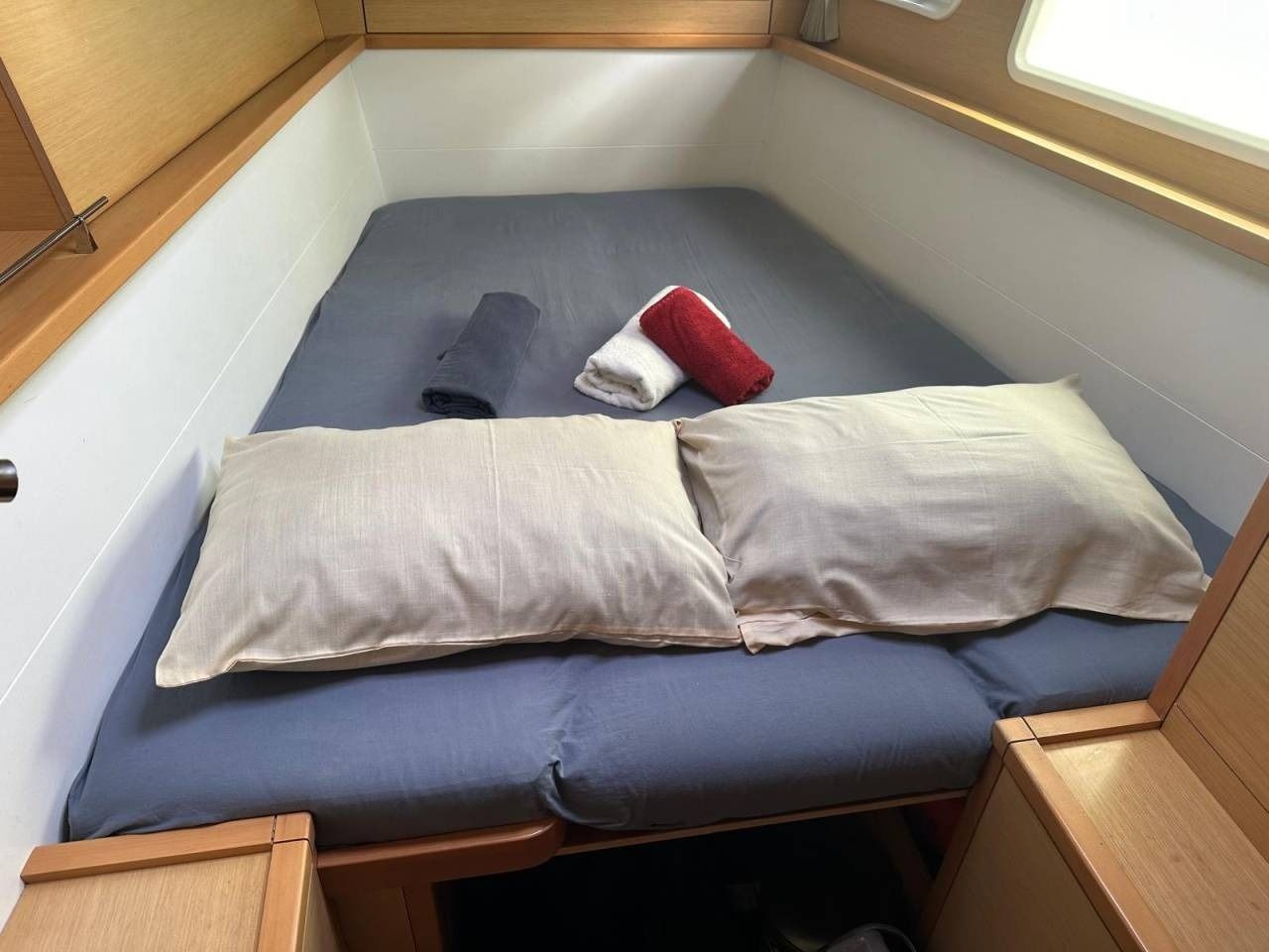 Lagoon 450 F | Zil Seashell