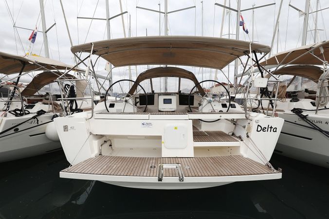 Dufour 412 | Delta