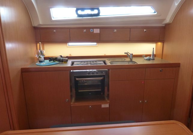 Bavaria Cruiser 41 | Nessuna Distrazione