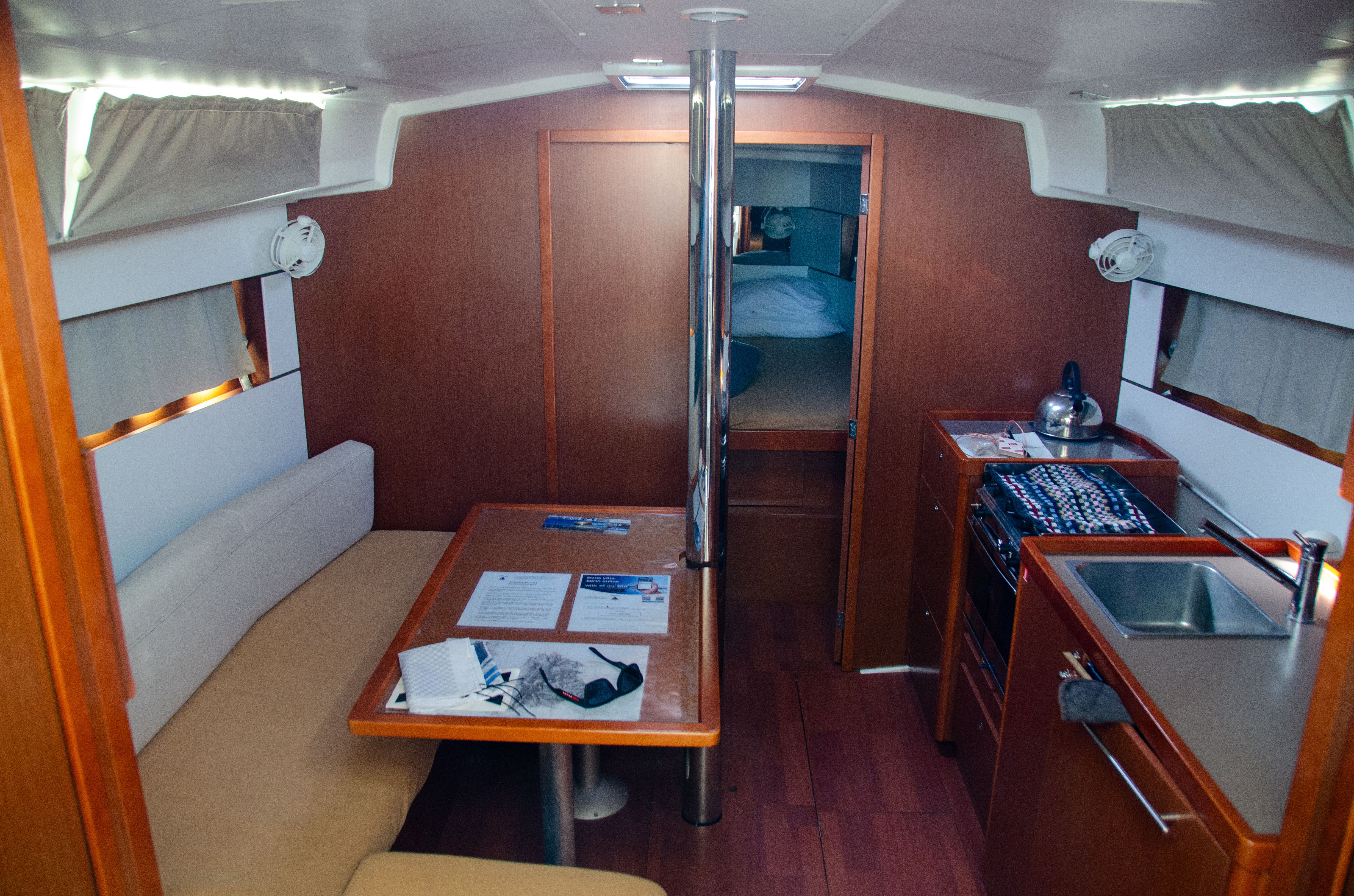 Beneteau Oceanis 38 | Anemos