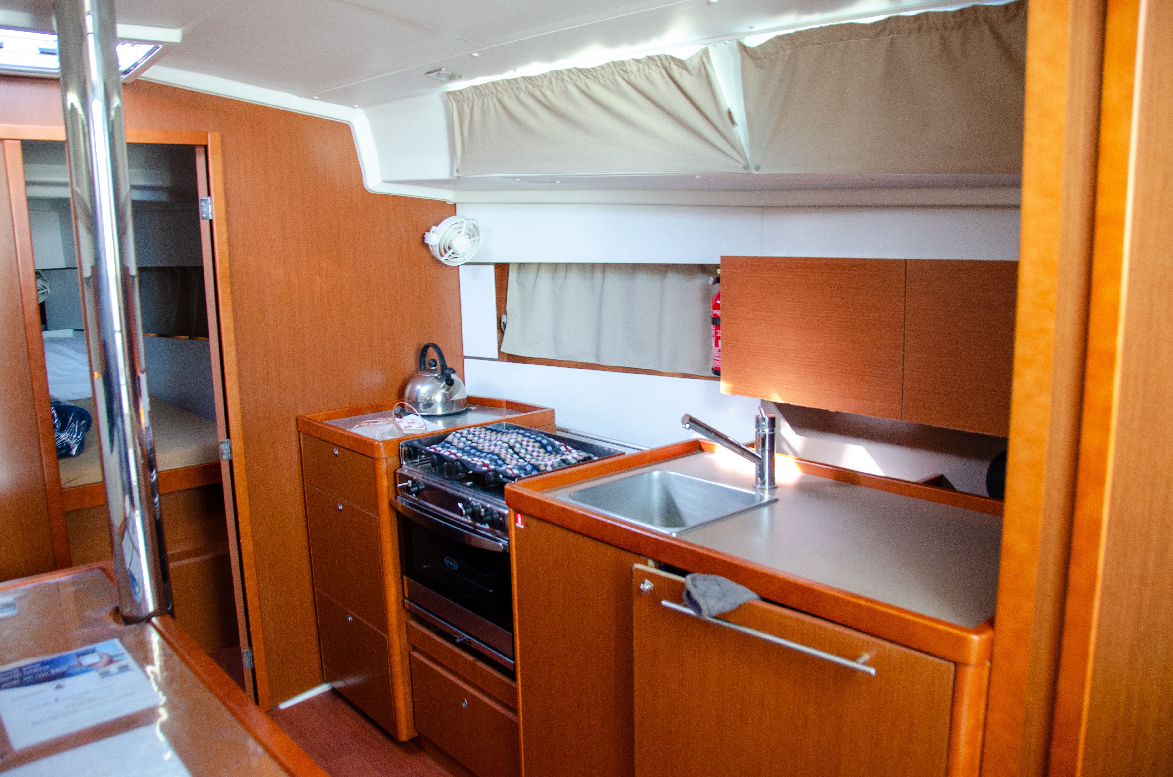 Beneteau Oceanis 38 | Anemos