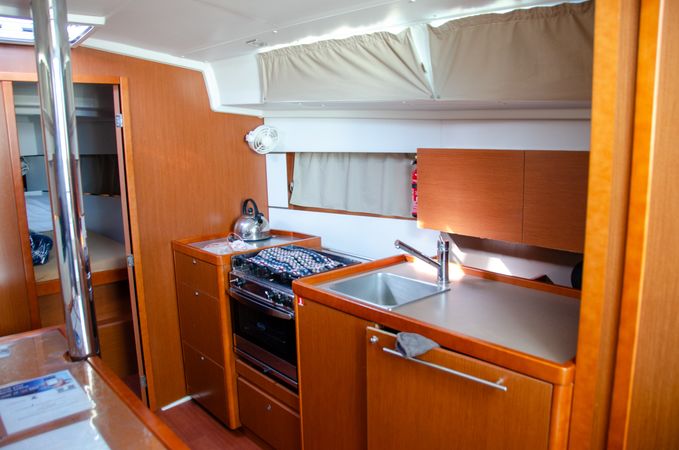 Beneteau Oceanis 38 | Anemos