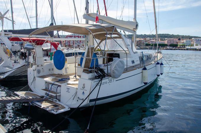 Beneteau Oceanis 38 | Anemos