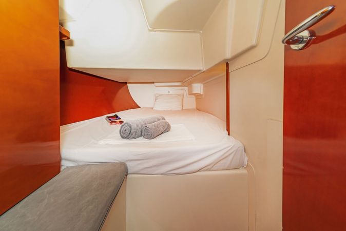 Hanse 400 | Flyer of Lorne