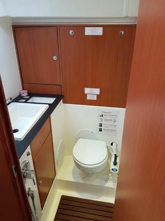 Bavaria Cruiser 40 | Lola