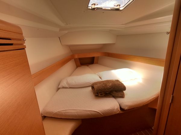 Jeanneau Sun Odyssey 42 | Praha