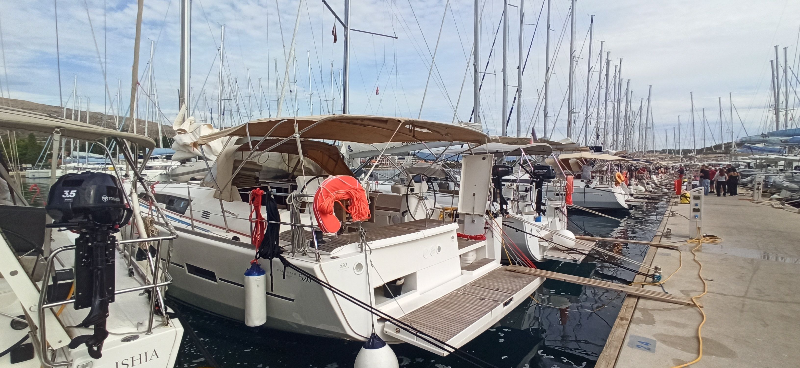 Dufour 520 GL | Fidji