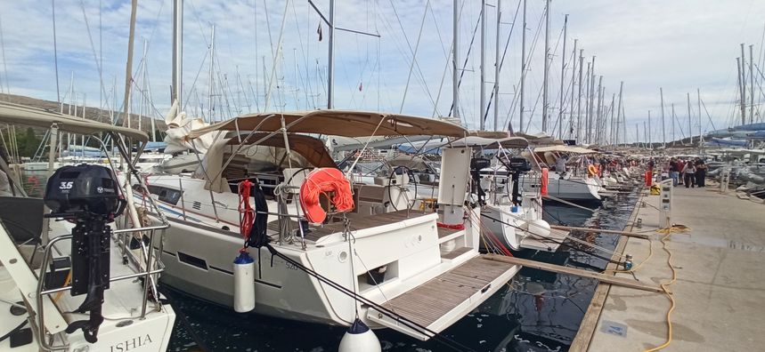 Dufour 520 GL | Fidji