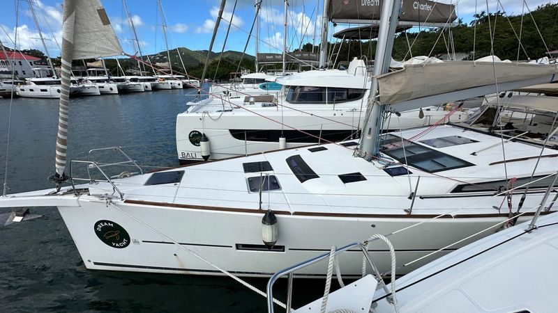 Dufour 520 GL | Vanuatu