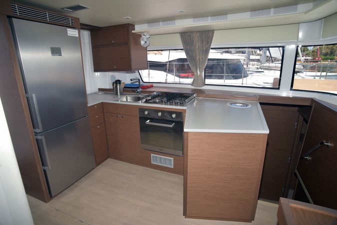 Lagoon 52 F | Anacapa