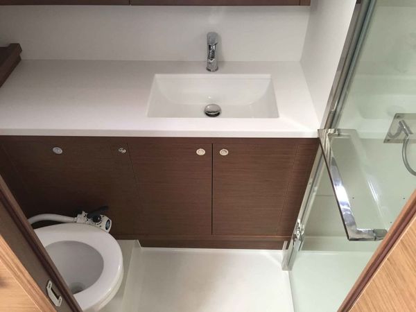 Lagoon 52 F | Anacapa