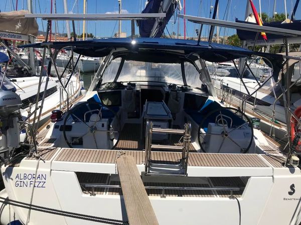 Beneteau Oceanis 45 | Gin Fizz