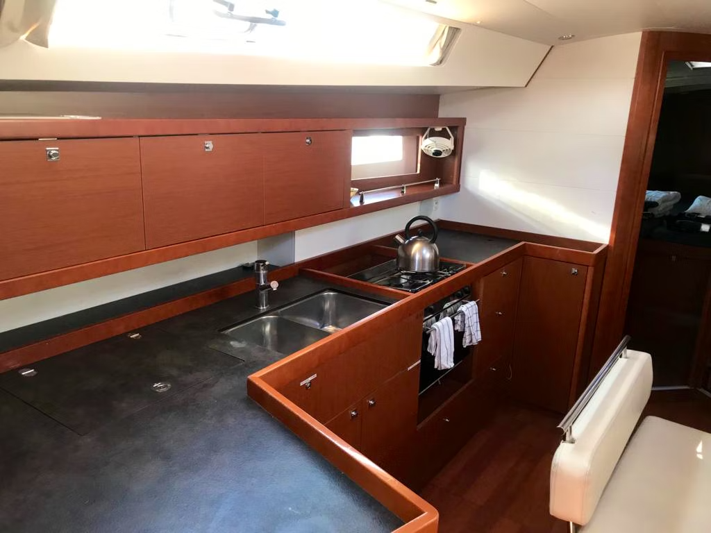 Beneteau Oceanis 45 | Gin Fizz