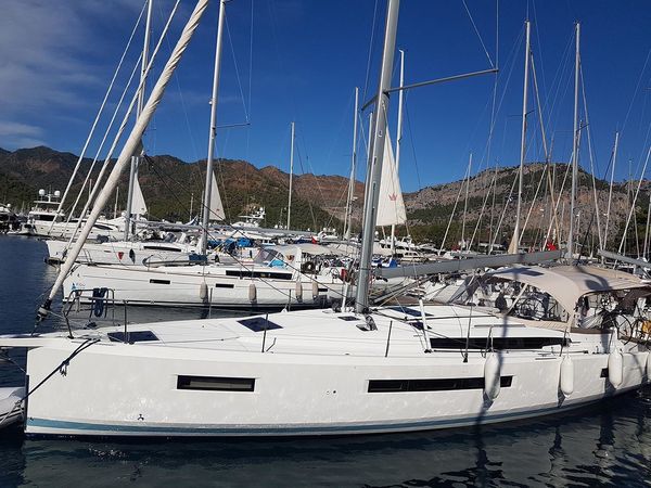 Jeanneau Sun Odyssey 490 | La Vita e Bella