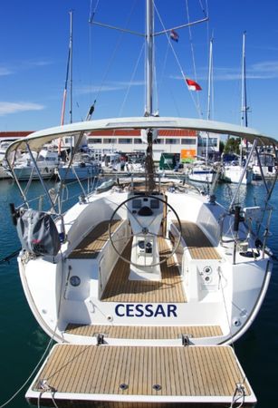 Bavaria Cruiser 32 | Cessar
