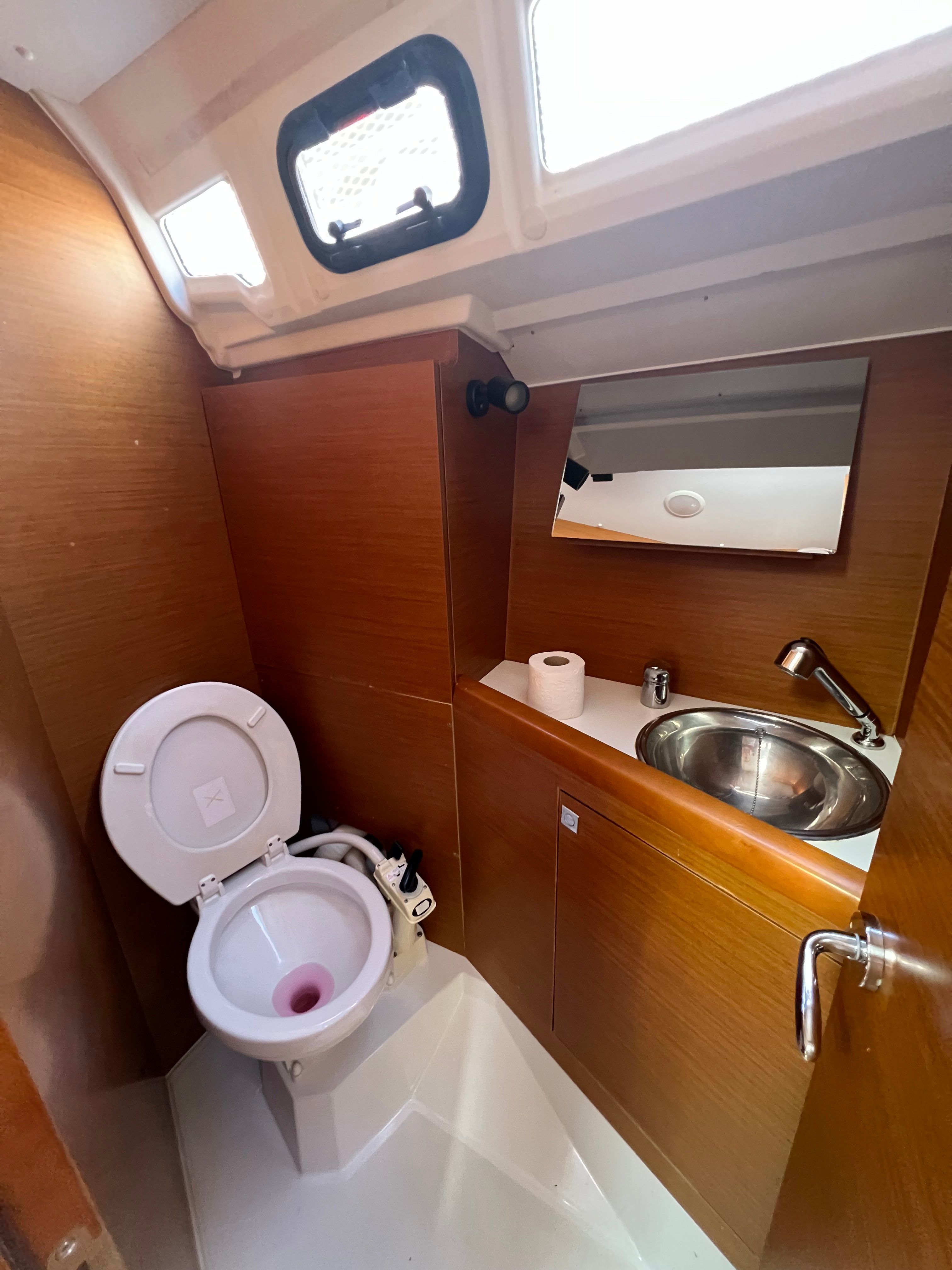 Jeanneau Sun Odyssey 349 | Grape