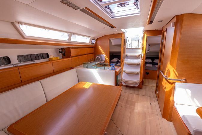 Jeanneau Sun Odyssey 449 | Cherry