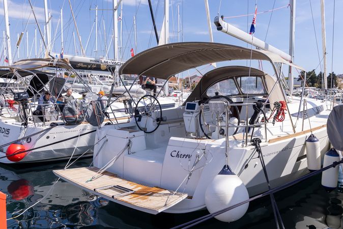 Jeanneau Sun Odyssey 449 | Cherry