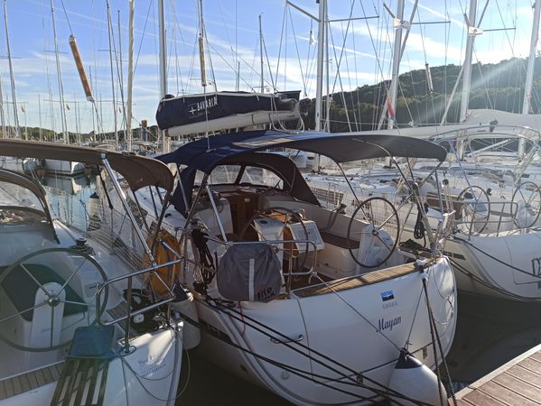 Bavaria Cruiser 37 | Mayan
