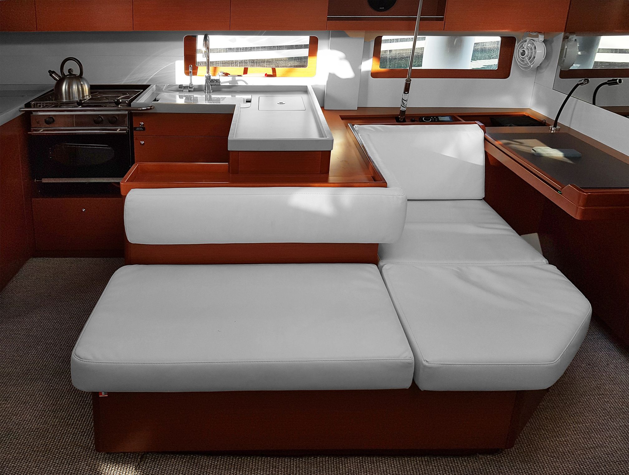 Beneteau Oceanis 51.1 | One Piece