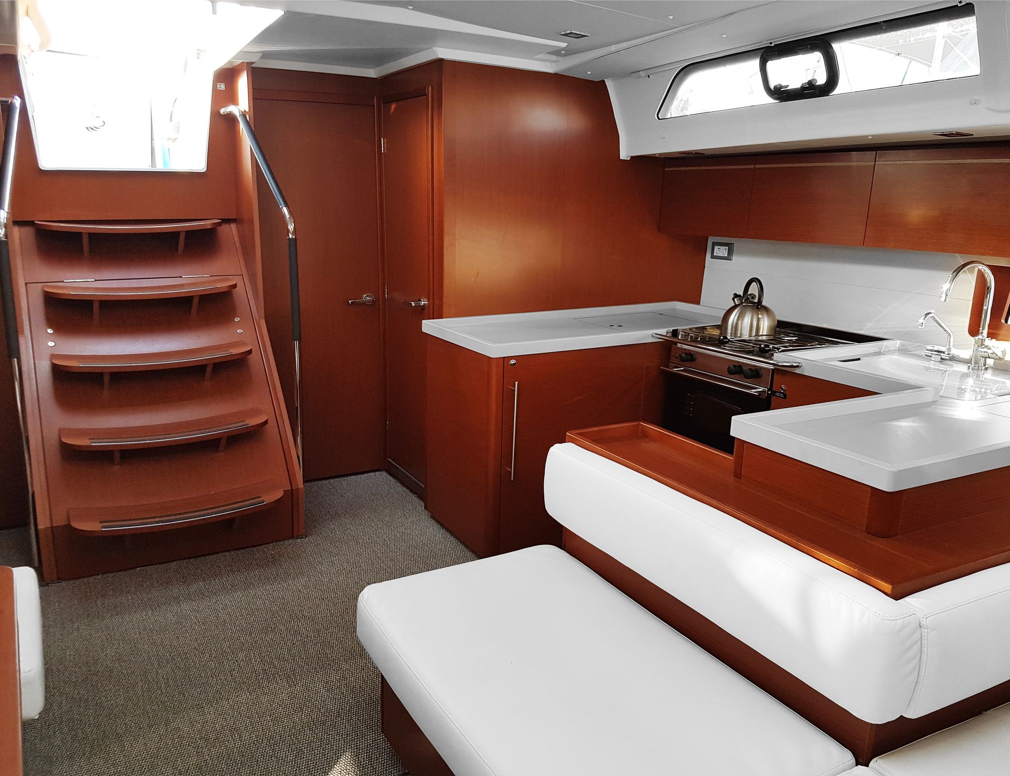 Beneteau Oceanis 51.1 | One Piece