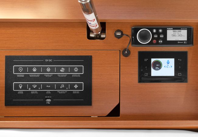 Beneteau Oceanis 51.1 | One Piece